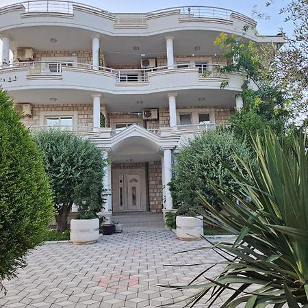 Meti Apartments Ulcinj Ngoại thất bức ảnh