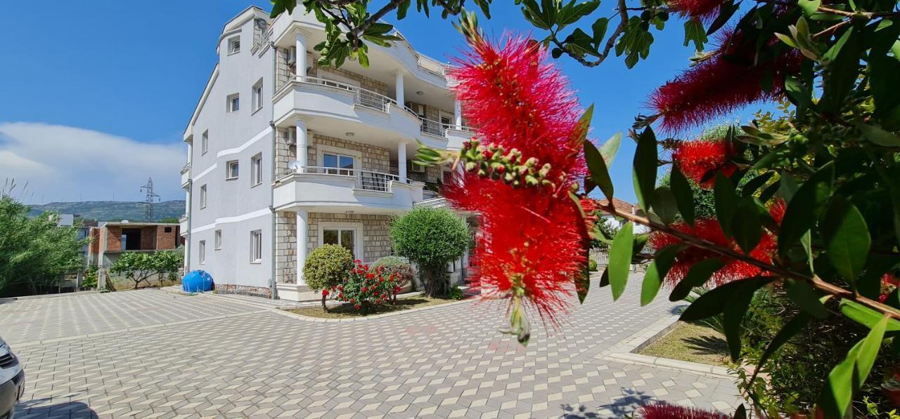 Meti Apartments Ulcinj Ngoại thất bức ảnh